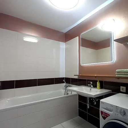 Panorama - Spacious Near Eurovea * ברטיסלאבה